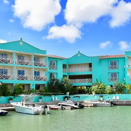 Ocean Breeze Boutique Hotel & Marina-2